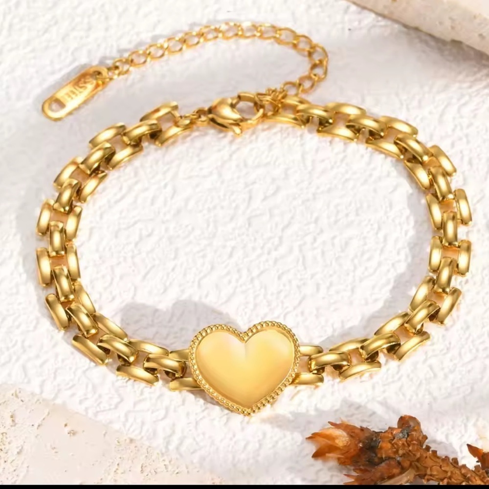 New! 18k gold plated stainless steel unique adjustable waterproof Heart Bracelet - Picture 7 of 8